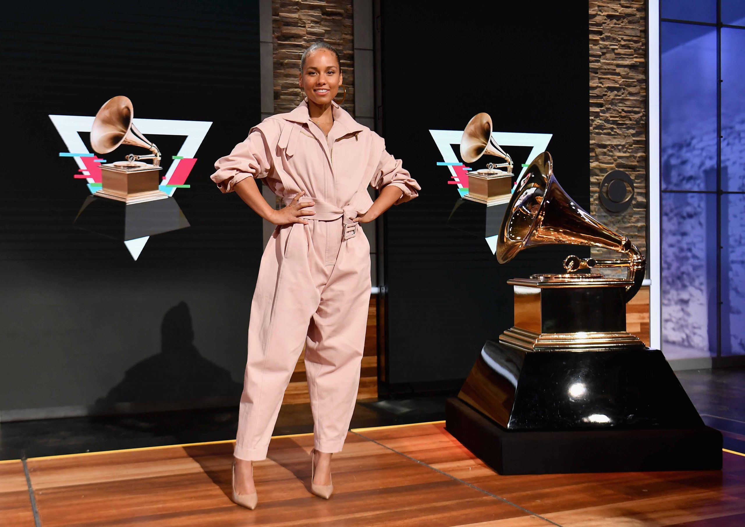 Alicia Keys presenteert als vijfde vrouw de Grammy Awards