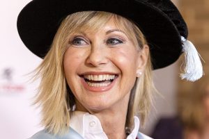 Thumbnail voor Goed nieuws voor Olivia Newton-John: tumoren worden kleiner