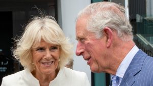 53-jarige Brit beweert zoon te zijn van prins Charles en Camilla