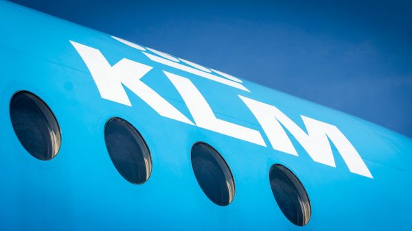 KLM schort vluchten China op