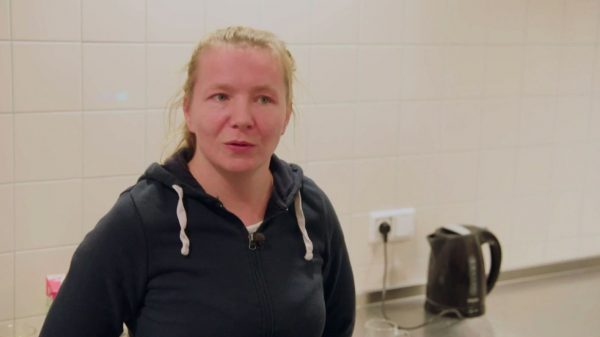 verslaafd coke moeder dochter