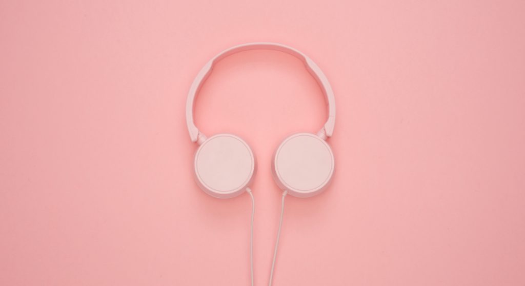 valentijns nummers top 101 sky radio roze koptelefoon