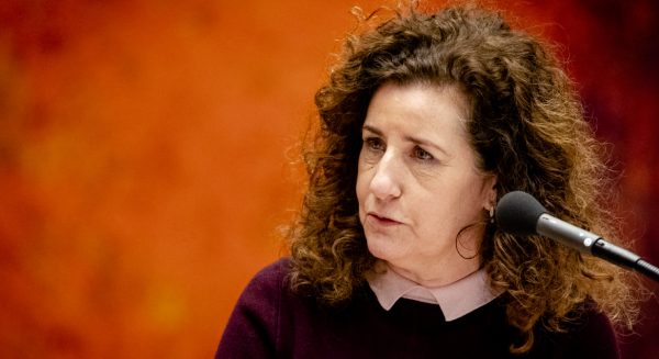 docenten korting minister van onderwijs ingrid van engelshoven