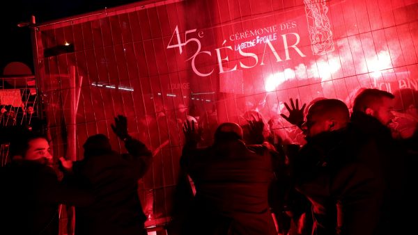 roman-polanski-cesars-demonstranten-parijs
