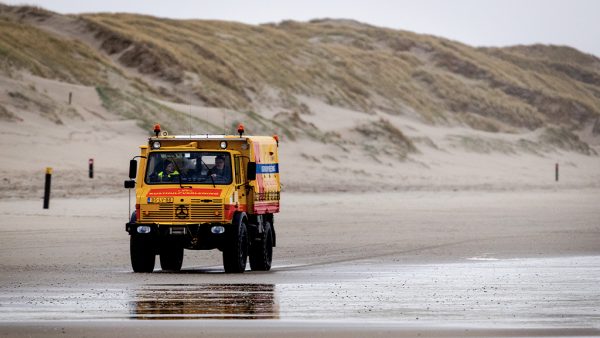 STAATSBOSBEHEER WAARSCHUWT WANDELAARS VOOR DRIJFZAND OP TEXEL