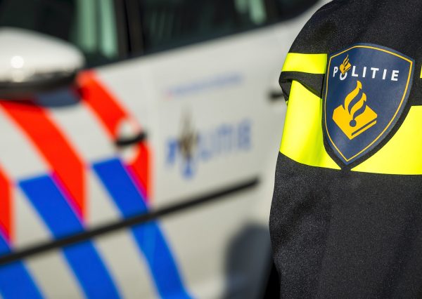 Man van fiets getrapt in Lewenborg en is zwaargewond