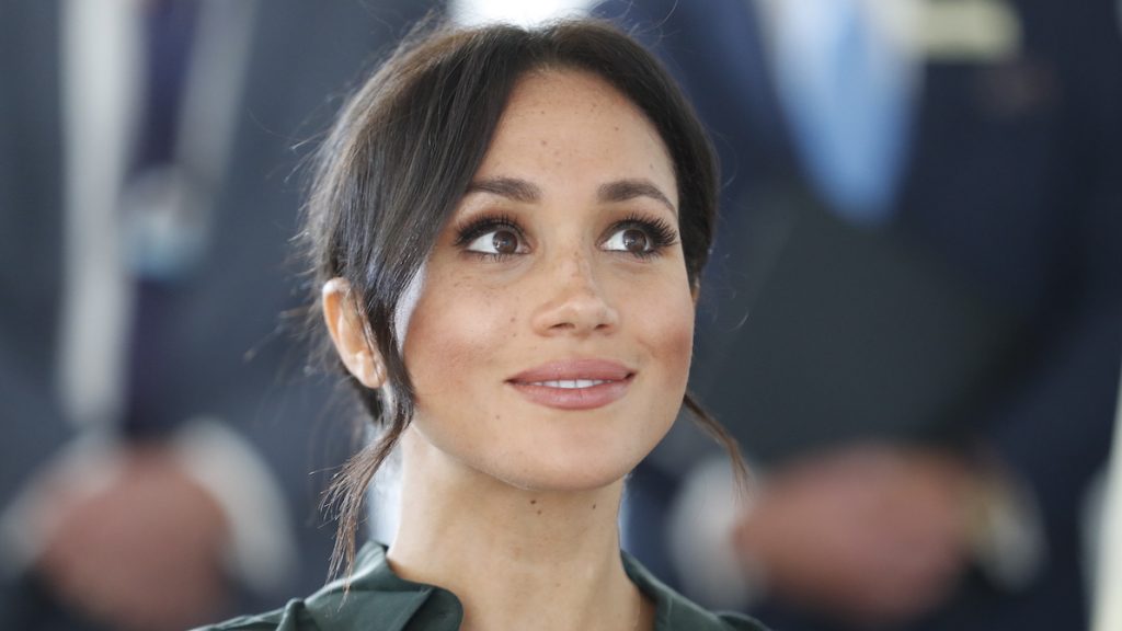 meghan markle inkomen royals harry aanbod suits 5 miljoen