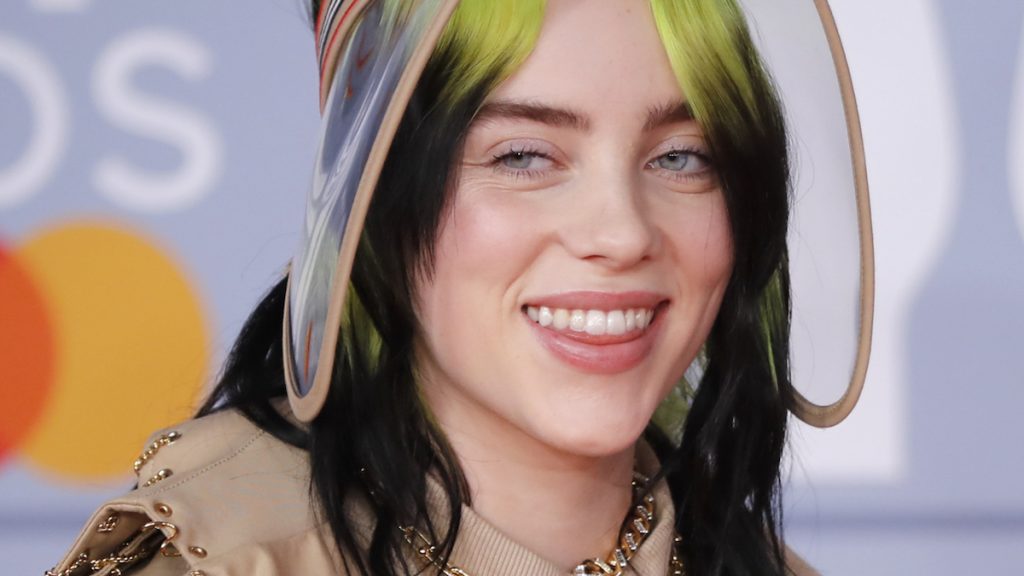 Billie Eilish opent wereldtournee met krachtig statement over body positivity