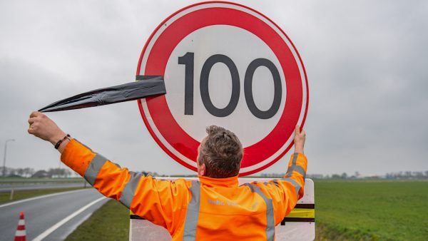 Snelheidsborden aankomende dagen betrouwbaarder dan navigatie-apps'