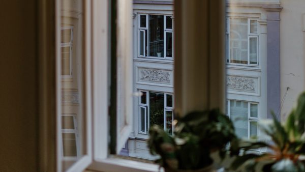 aad bos verhuurt studio