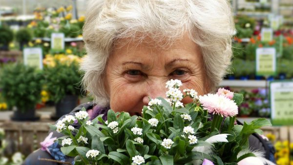 Zij leve hoog(werker): vrouw viert honderdste verjaardag met 'hoog bezoek'