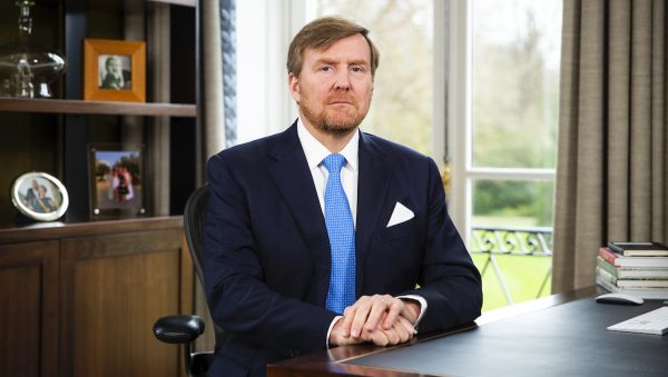 Dodenherdenking gaat door zonder publiek, maar met de koning