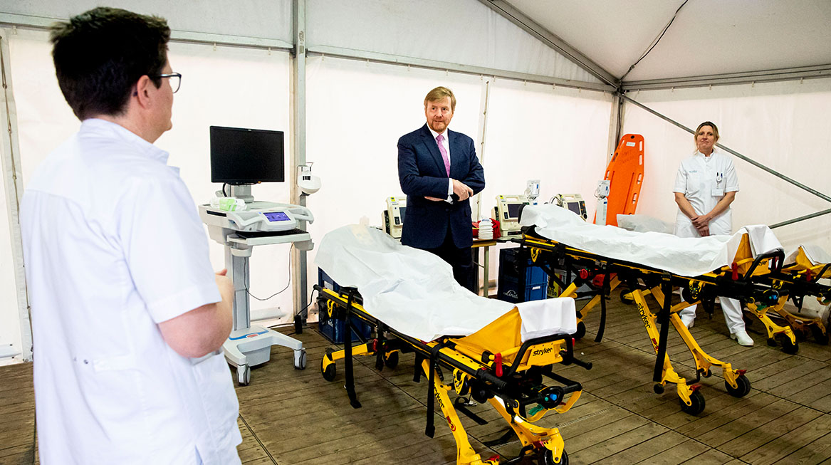 Koning willem alexander in ziekenhuis beeld 1