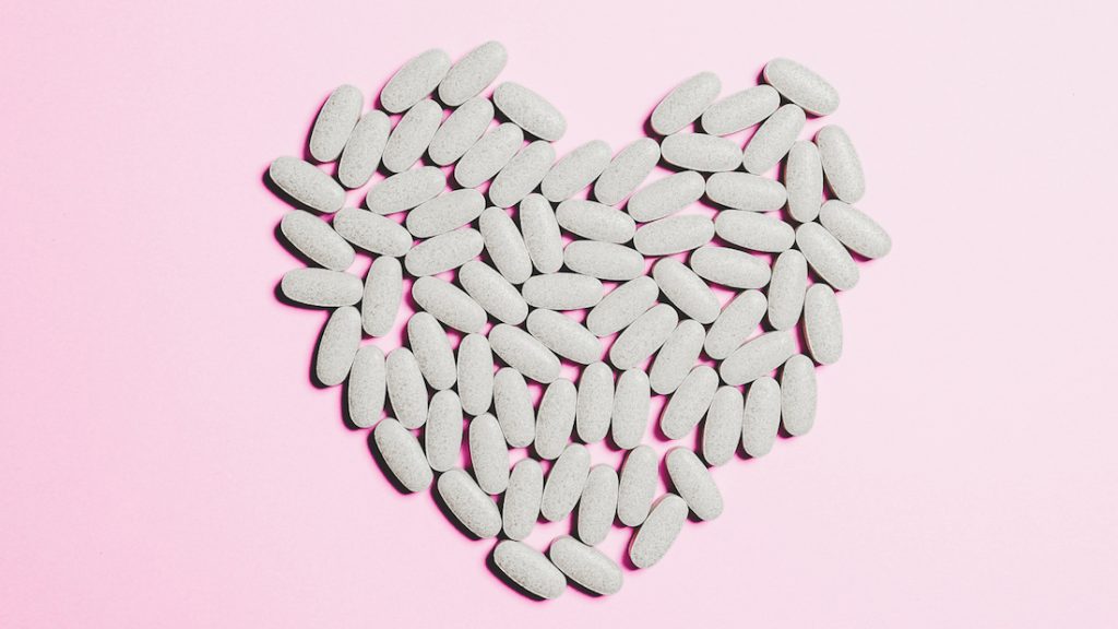 Coronapatiënt krijgt applaus bij vertrek van intensive care in Zwolle