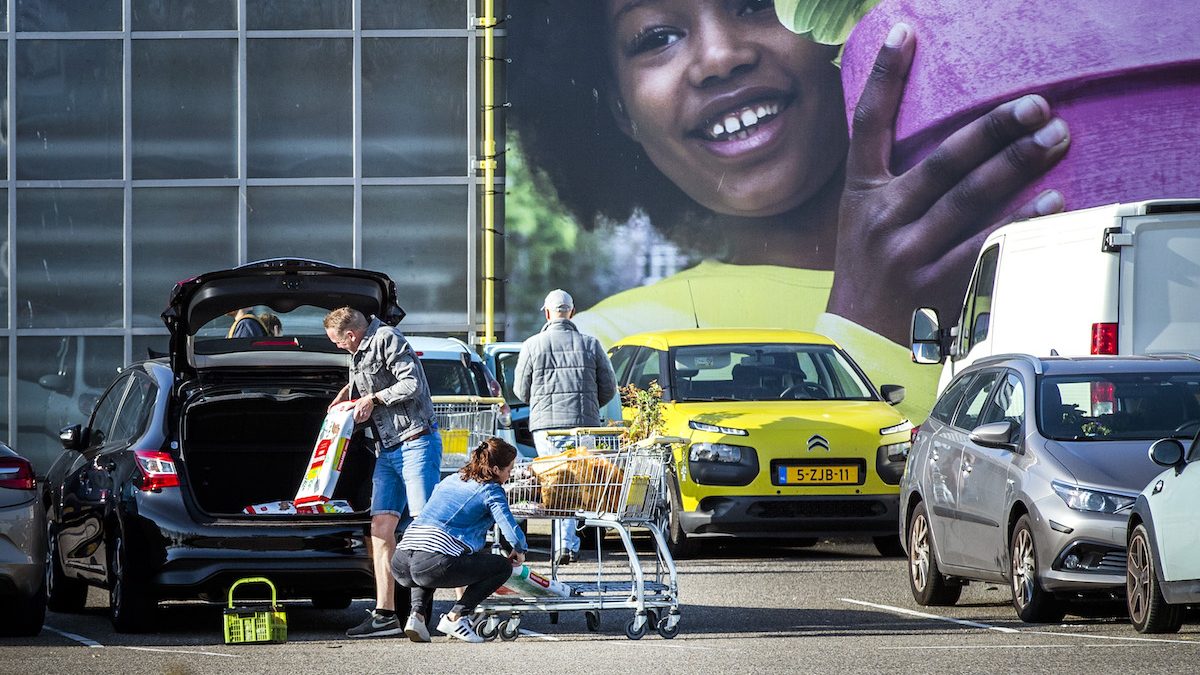 bouwmarkten drukte paasweekend corona thuisblijven