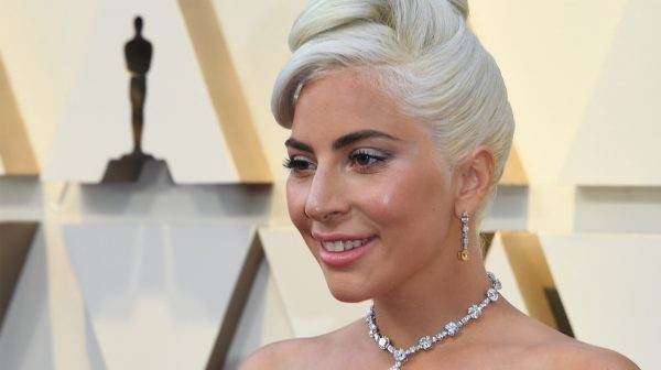 Lady Gaga bedankt minister De Jonge voor miljoenensteun in tweet