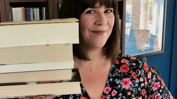 Ellen verruilt schermen voor boeken