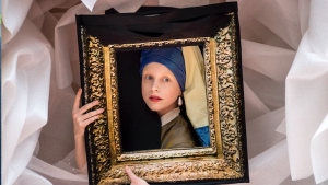 Thumbnail voor Verborgen geschiedenis: schilderij 'Meisje met de parel' geeft nieuwe feiten prijs