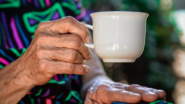 Thuiswonende 70-plussers blij met nieuwe bezoekregels