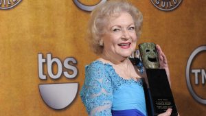 Thumbnail voor 'Witte' kerst: Golden Girl Betty White (98) tekent voor rol in kerstfilm