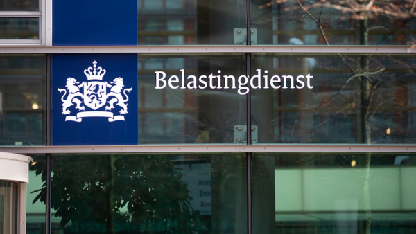 Belastingdienst controleerde mensen met dubbele nationaliteit strenger