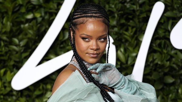 Rihanna-rijkste-vrouwelijke-artiest