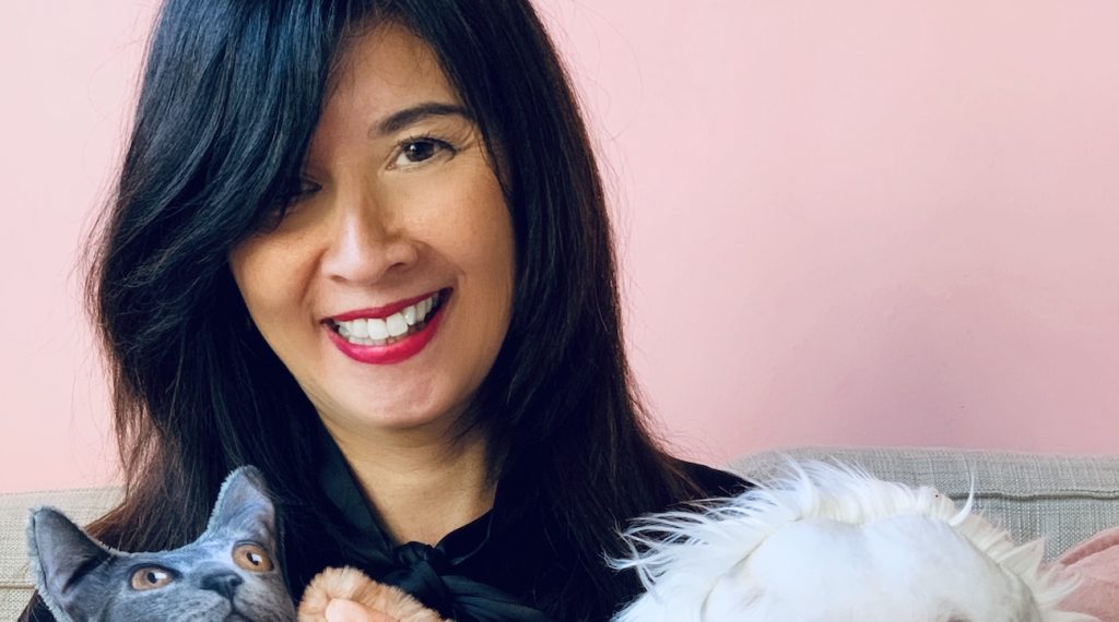 Mireille brengt boerderijen naar mensen met dementie: 'Hij barstte in tranen uit toen hij kippengeluiden hoorde'