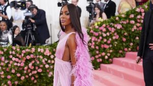 Thumbnail voor Naomi Campbell is 50 jaar: het iconische topmodel door de jaren heen