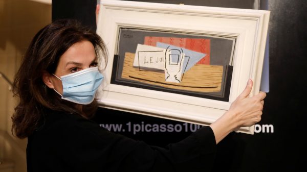 Italiaanse vrouw wint een schilderij van Picasso met loting