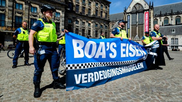 Boa’s voeren actie, maar grote groep beschikt al (tijdelijk) over wapenstok en pepperspray