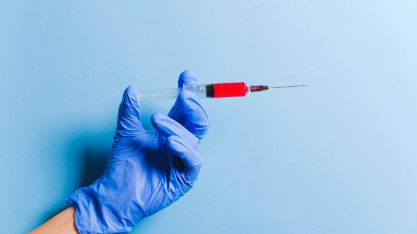 Nederland schaft onaf vaccin tegen corona aan, ondanks onzekerheid