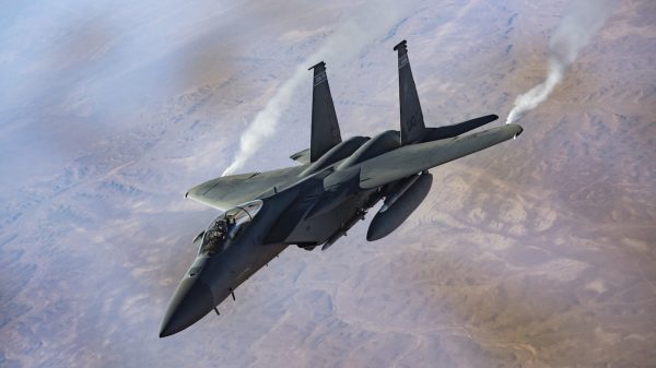 Amerikaanse F-15 crasht in Noordzee, piloot vermist