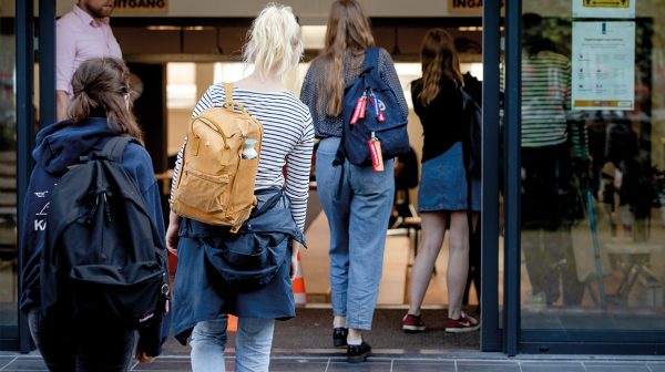 middelbare-scholen-onderwijs-zomervakantie-open