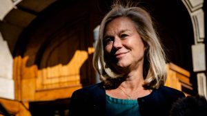 Thumbnail voor Sigrid Kaag: 'Zullen we eens laten zien hoe het eruit ziet als een moeder premier is'