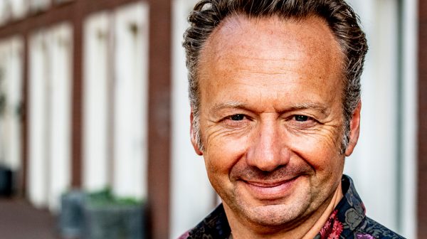 Acteur Joris Lenssen denkt na over pleegkind