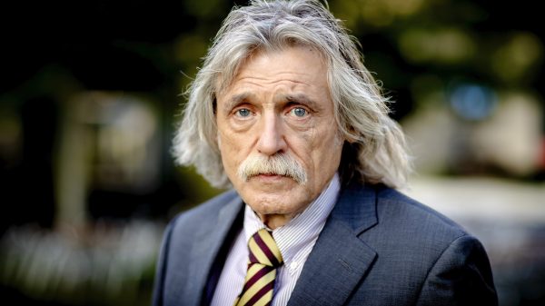 Johan Derksen biedt geen excuses aan: 'Ik sta open, maar ga niet door het stof'