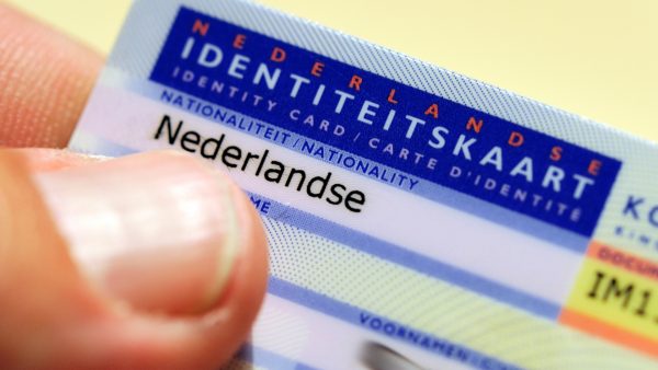 Identiteitskaarten vermelden vanaf 2024 of 2025 niet langer geslacht