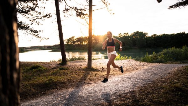 Uitgehard rubber en maximaal aantal kilometers: alles wat je moet weten over hardloopschoenen