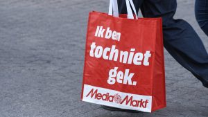 Thumbnail voor MediaMarkt verkoopt iMacs per ongeluk voor twee euro