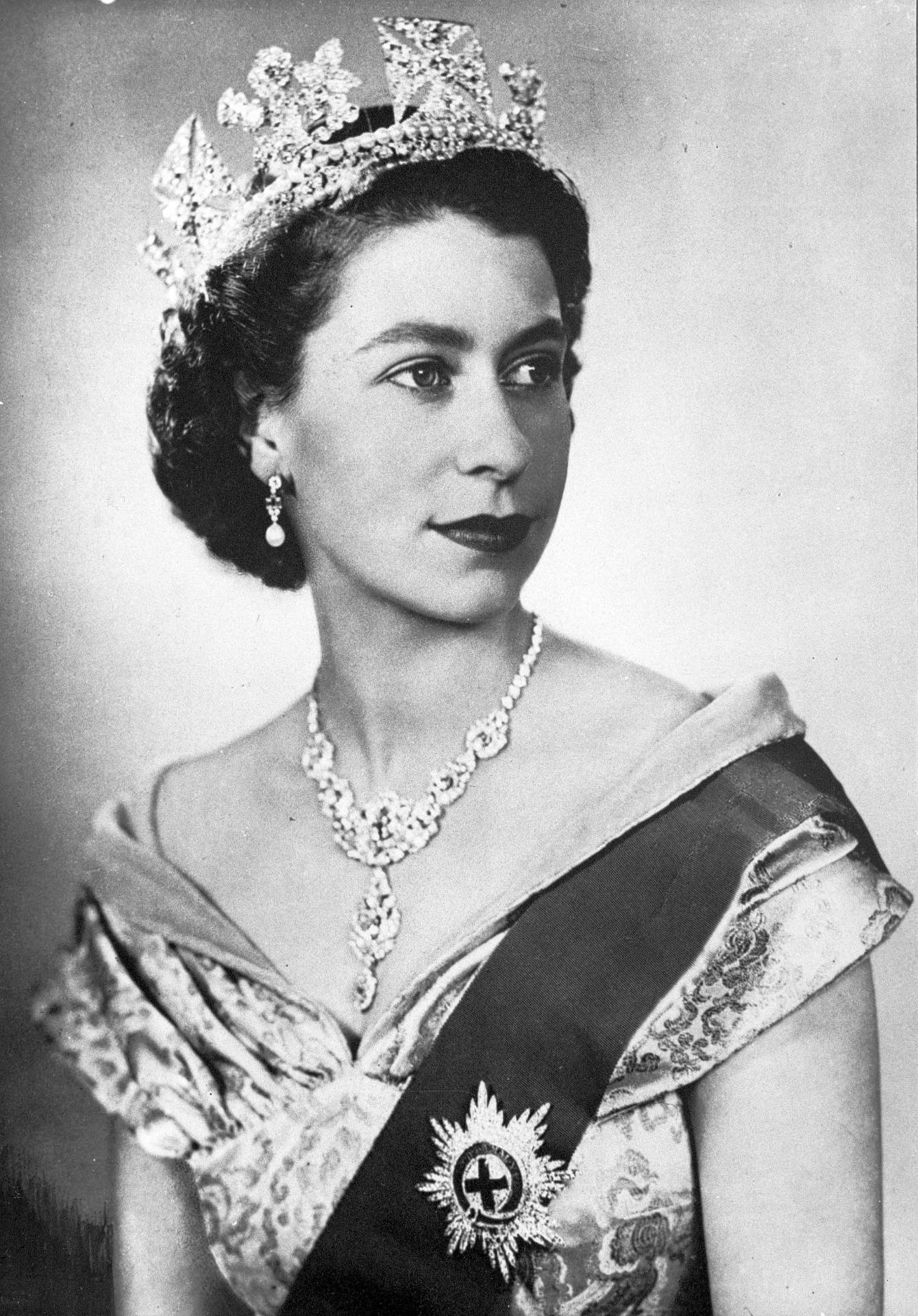 25.000 dagen op de troon 11 x koningin Elizabeth door de jaren heen LINDA.nl 25.000 dagen op de troon 11 x koningin Elizabeth door de jaren heen LINDA.nl