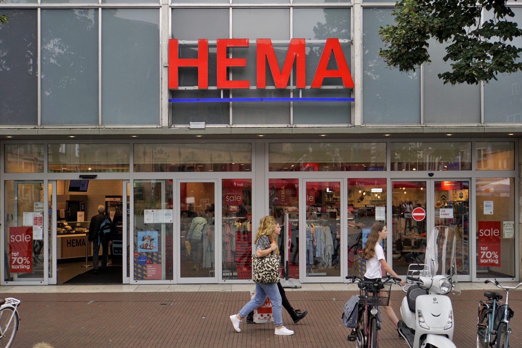 HEMA roept aantal gevaarlijke babyslaapzakjes terug