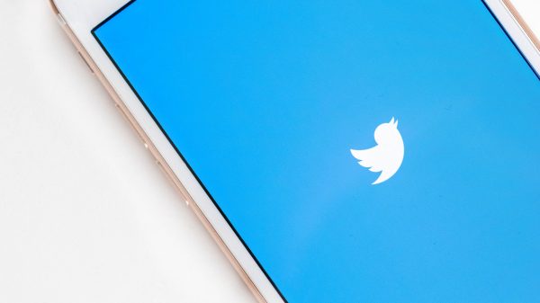 Twitter wordt steeds strenger en blokkeert extra websites
