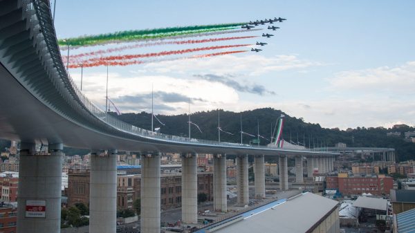 Nieuwe brug geopend in Genua die ingestorte Morandibrug vervangt