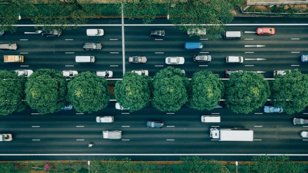 Auto, auto, auto, file_ ANWB waarschuwt voor grote verkeersdrukte