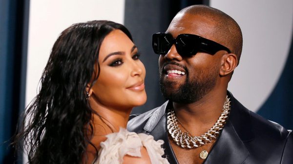 Video: Kanye West geniet van vakantie met gezin na moeilijke periode