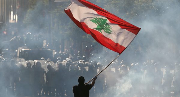 libanon regering treedt af