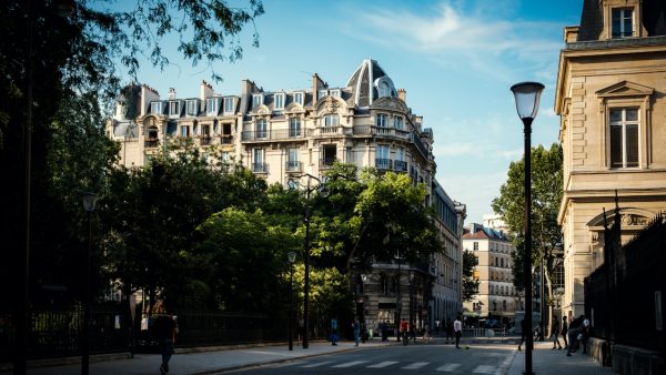Gruwelijk_ dertig jaar oud lijk wordt gevonden tijdens restauratie in Parijs