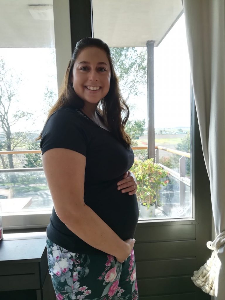 Daniella tijdens haar zwangerschap met reuma