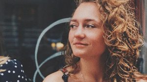 Thumbnail voor Noa (27) praat na jaren open over haar abortus: 'Ik was bang om veroordeeld te worden'