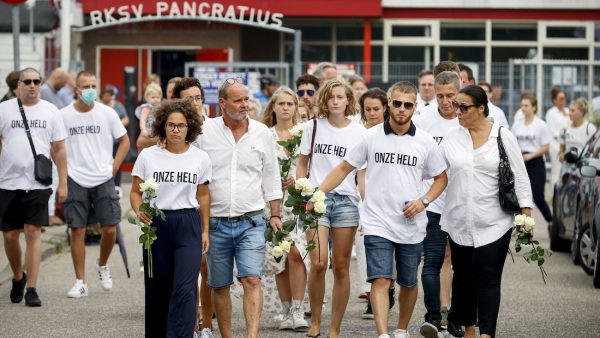 7 x Stille tocht Bas van Wijk met tientallen toeschouwers in beeld